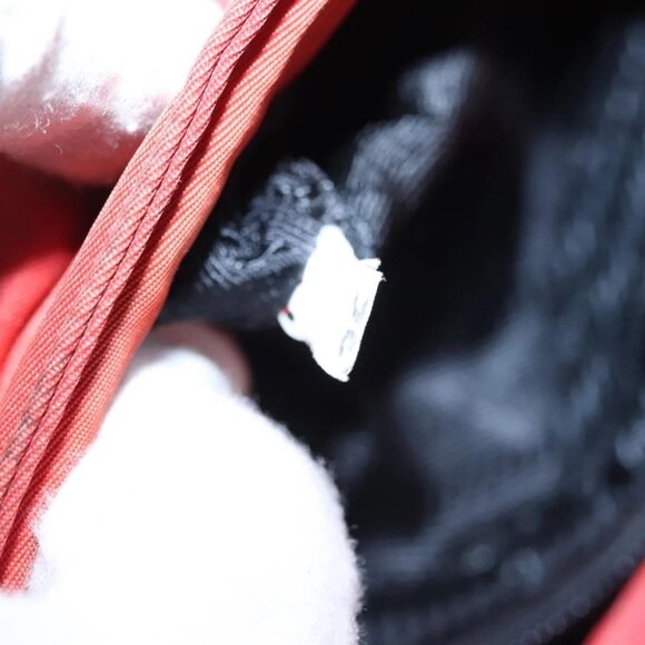 PRADA Shoulder Bag Nylon Red Auth 109708 - Picture 3 of 15